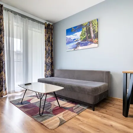 Strzelecka Homely Apartment *
